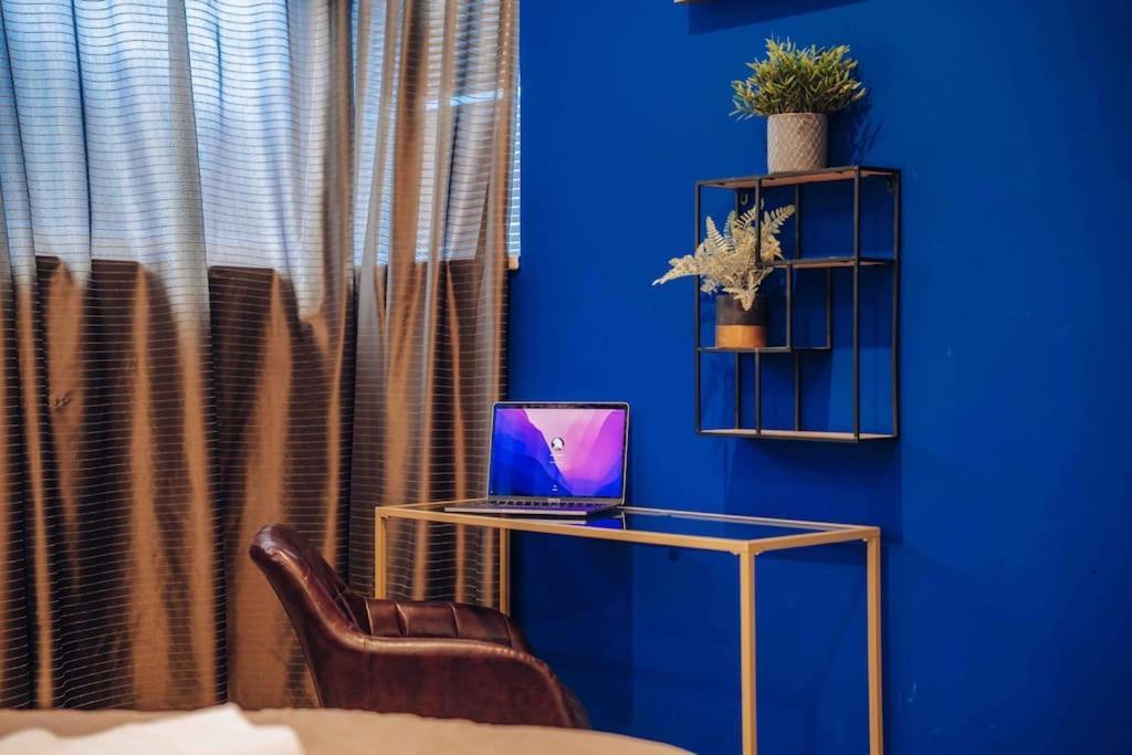 Unique Apartment With Private Pool, Cinema, Spa Prága Kültér fotó