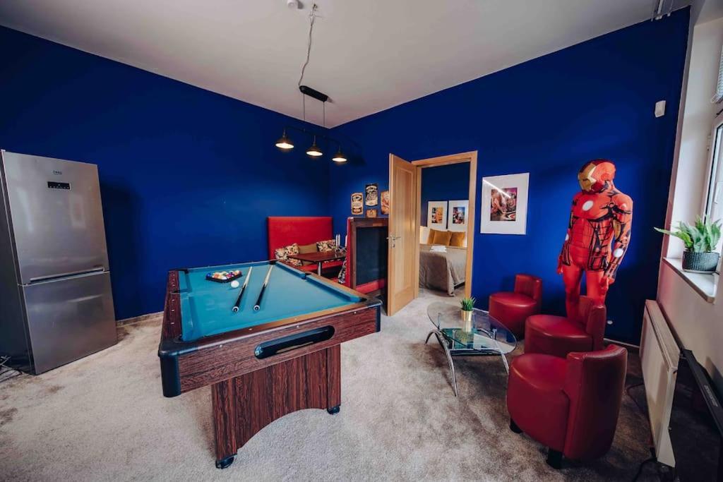 Unique Apartment With Private Pool, Cinema, Spa Prága Kültér fotó