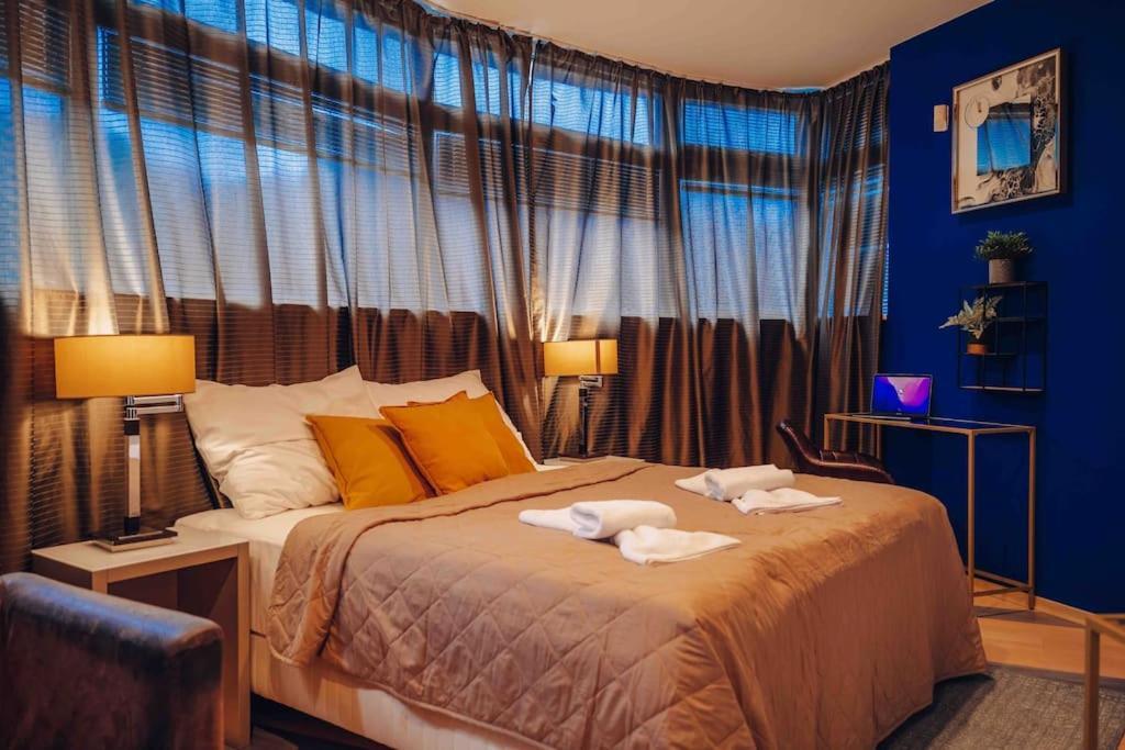 Unique Apartment With Private Pool, Cinema, Spa Prága Kültér fotó